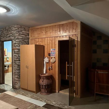 Wellness Club Villa Puclice Exterior photo